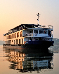 Cruising Along India’s Coastline and Inland Waterways